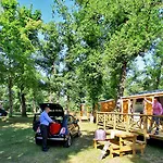 Szálloda Albirondack Park And Albi