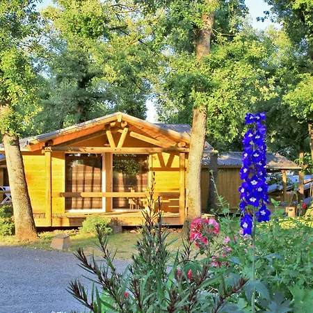 Albirondack Park And Hotel 3*