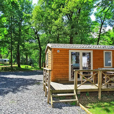 Albirondack Park And Otel Albi