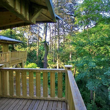 Albirondack Park And Otel 3*