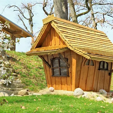 Otel Albirondack Park And