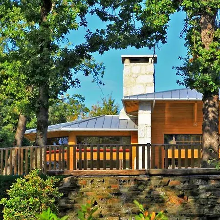 Albirondack Park And Otel 3*